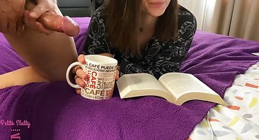 Брат приготовил чай со сливками для любимой русской сестры